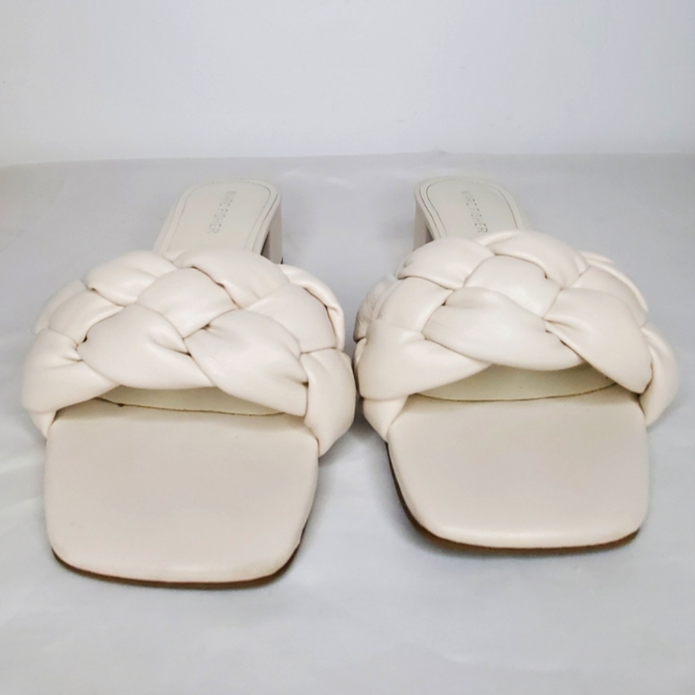 Marc Fisher Size 7 1/2 Mules Color Cream with Basket-Weave Design - Picture 5 of 13
